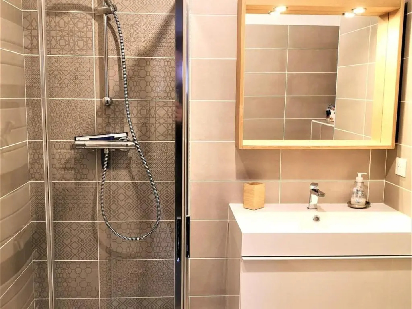 Appartement Le Dévoluy, 4 pièces, 8 personnes - FR-1-504-437