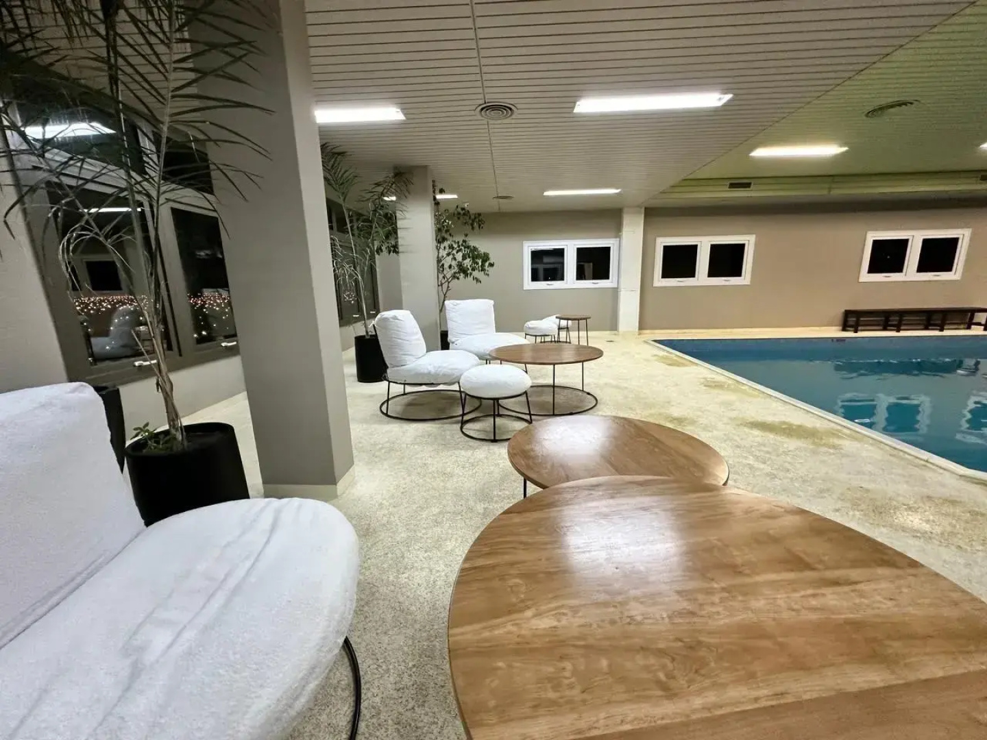 Rayentray Hotel