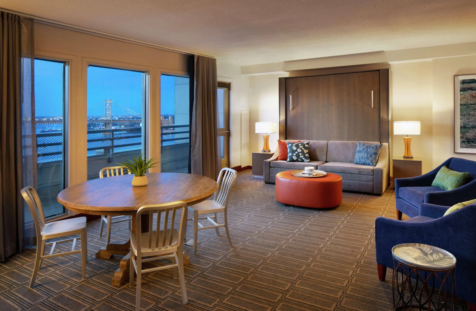 Hilton Philadelphia at Penn's Landing