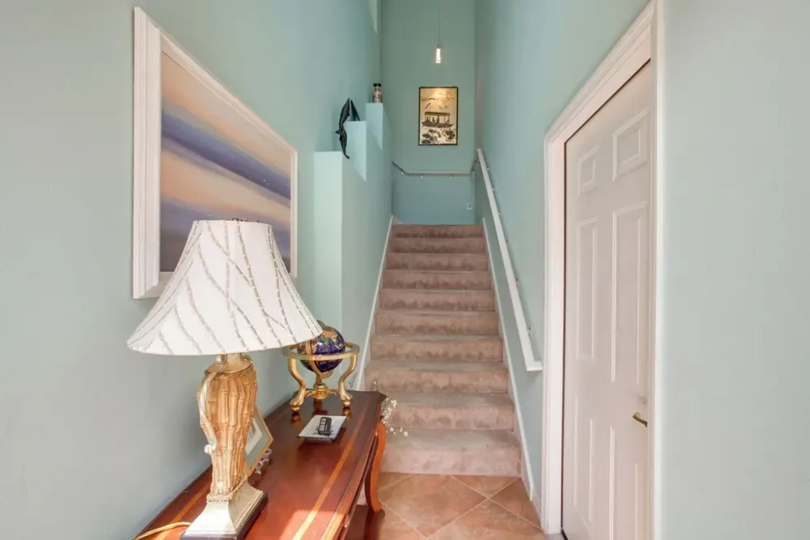 3 Mi to Dtwn Fort Myers: Condo w/ Pool & Hot Tub