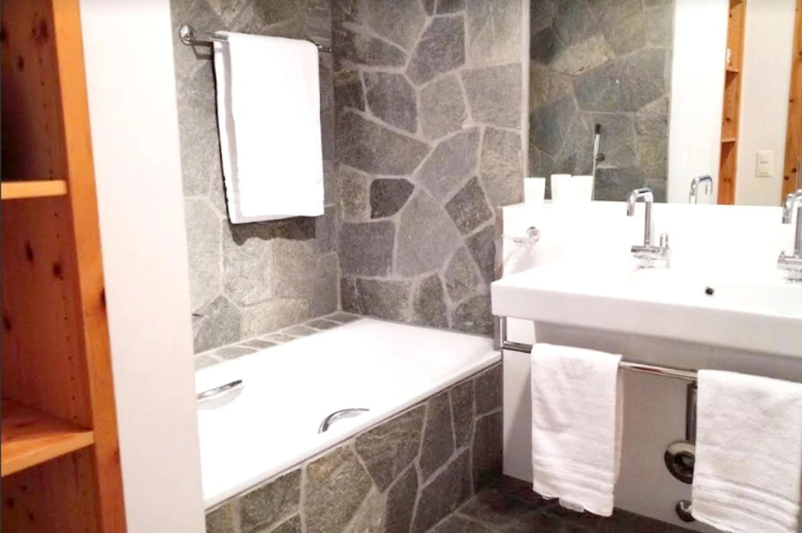 Apartment With 3 Bedrooms in Parpan, With Wonderful Mountain View, Furnished Balcony and Wifi Near the Slopes