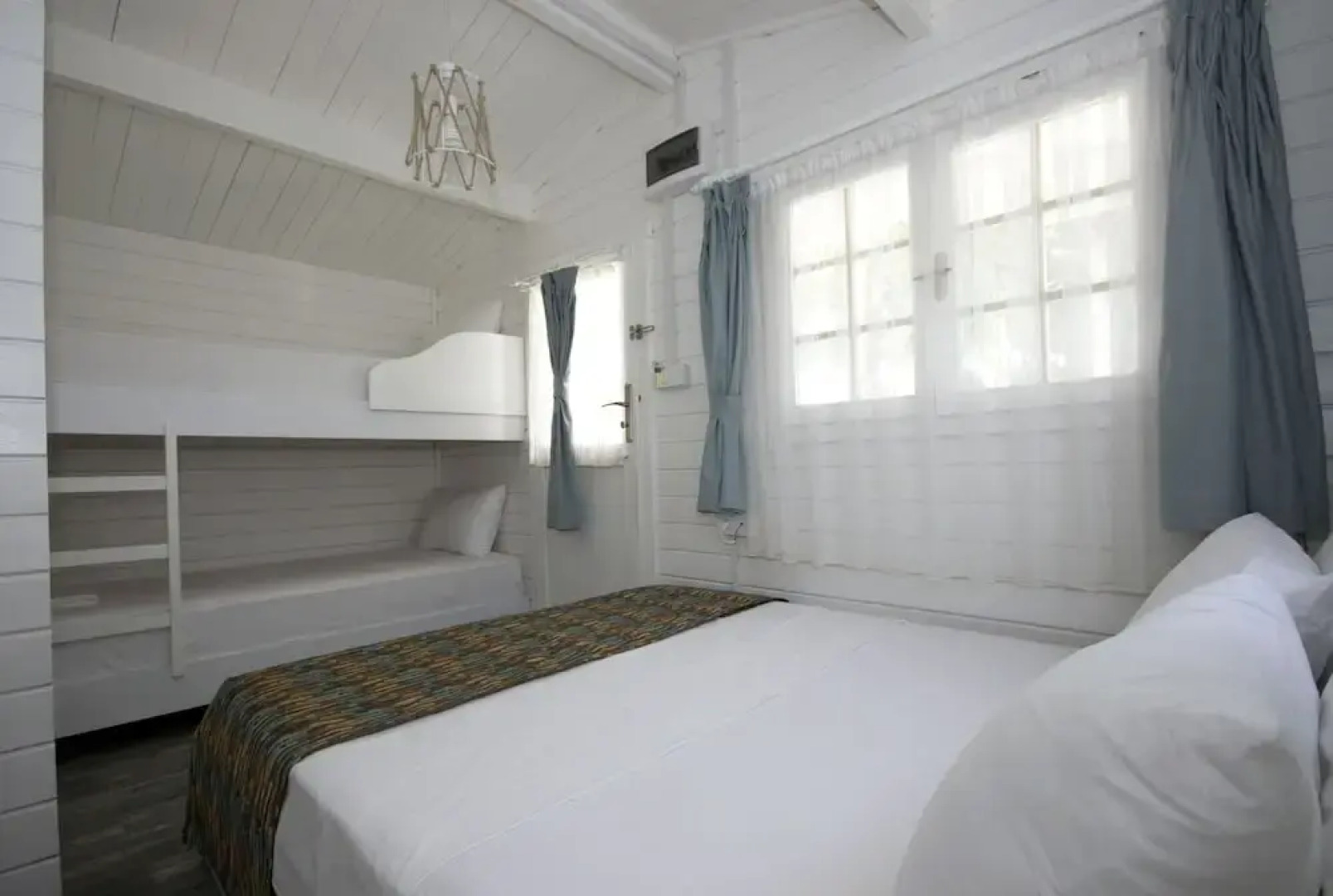 Mavi Beyaz Butik Otel