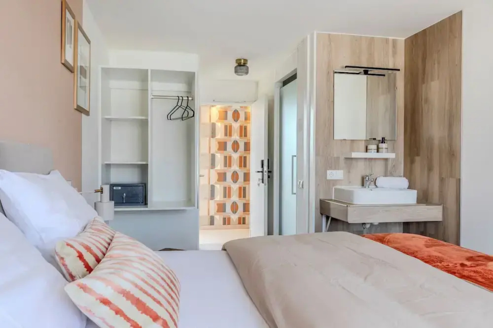 Hotel de Zon anno 1870