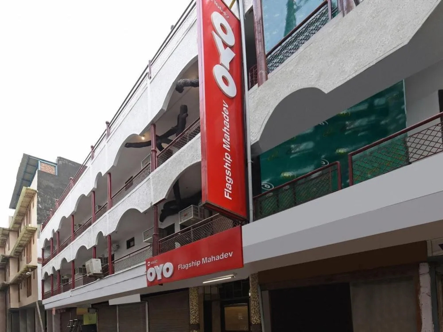 OYO 16642 Flagship Hotel Mahadev