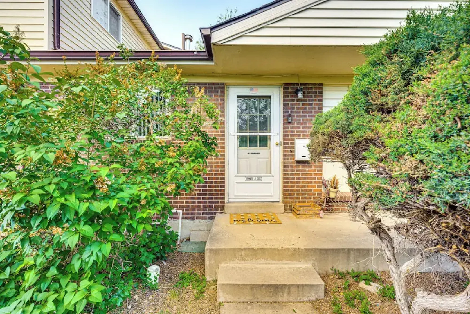 Near Family-friendly Attractions: Northglenn Home!