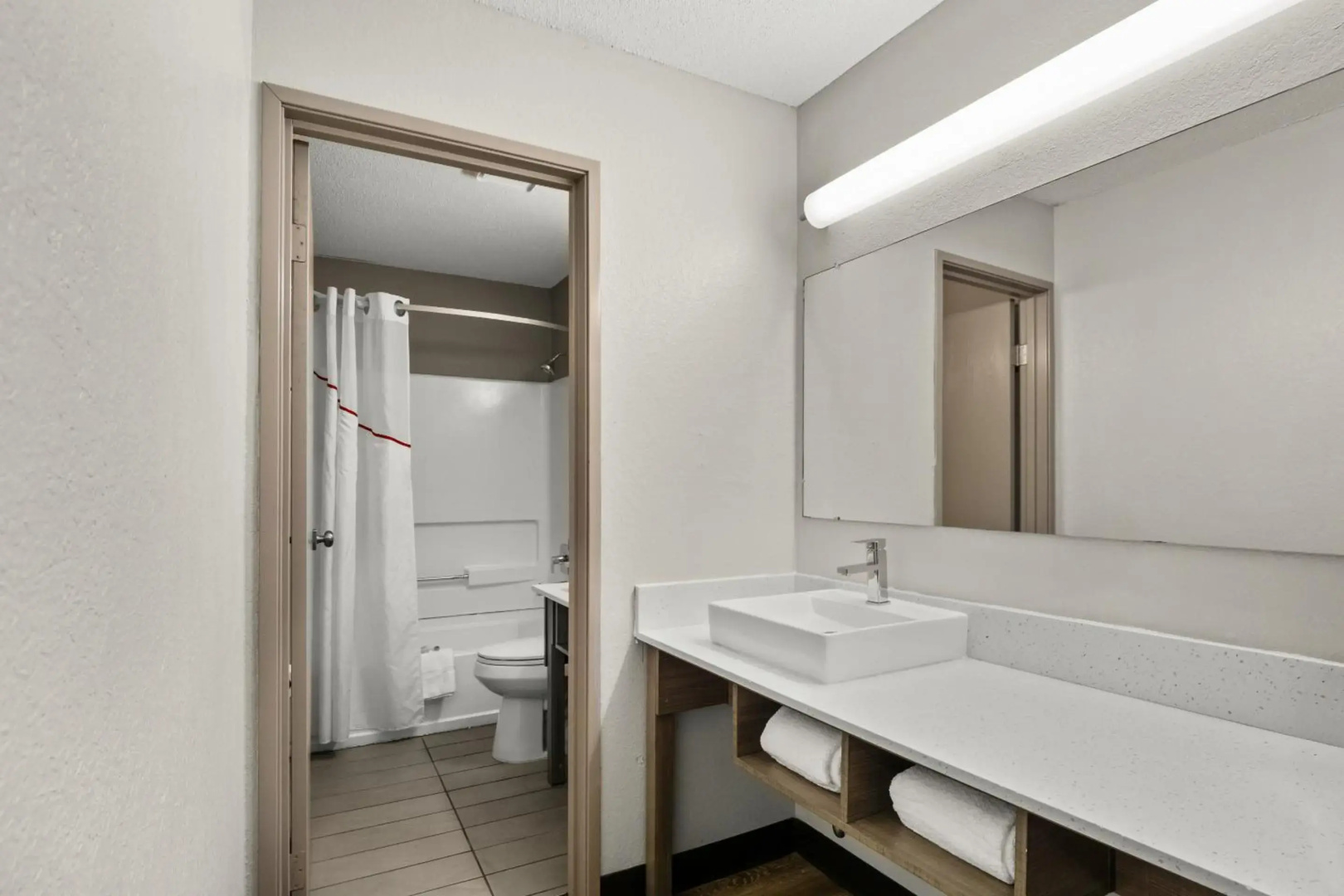 Super 8 By Wyndham Belleville