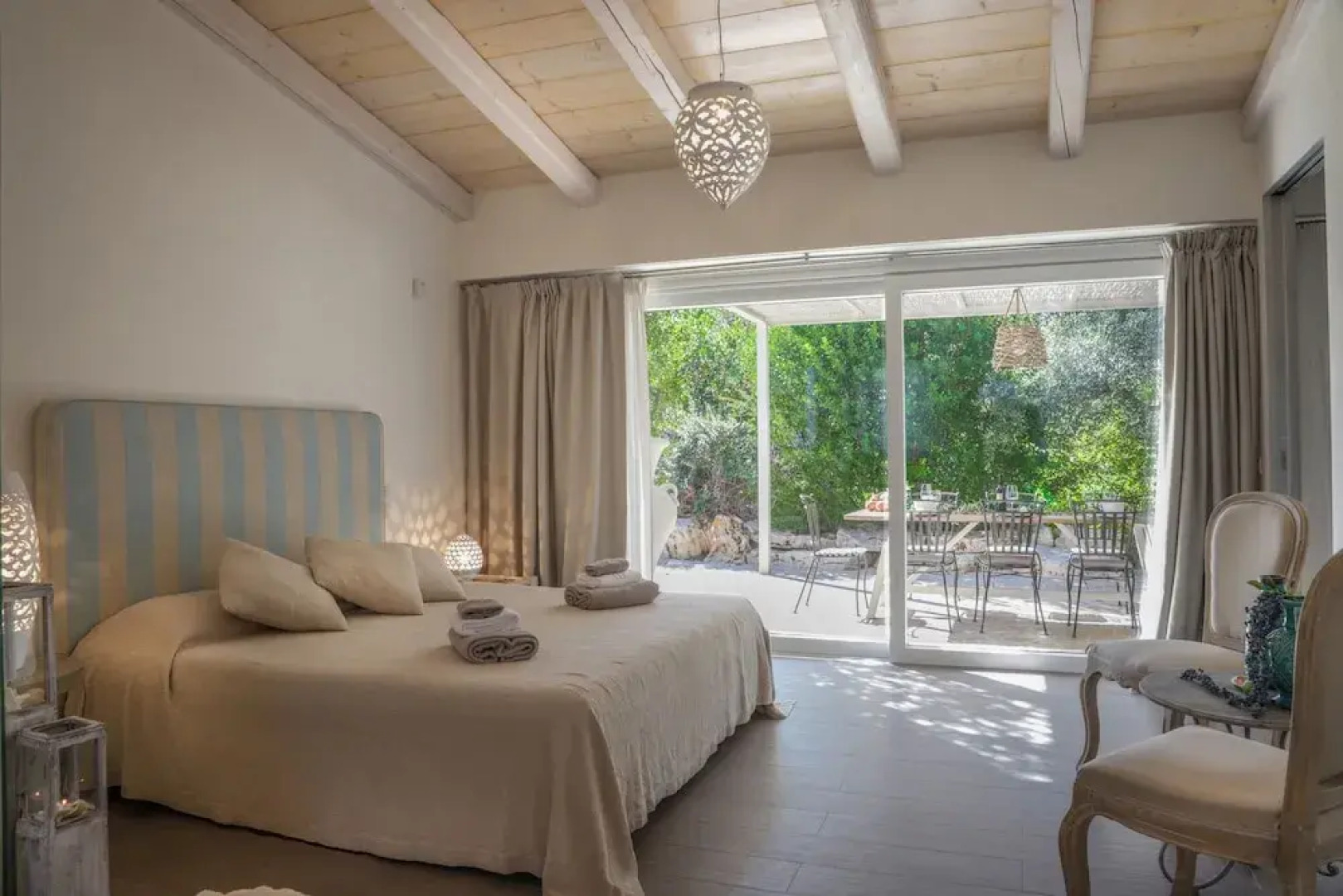 TD Il Vecchio Fienile Outdoor Kitchen with Pool View