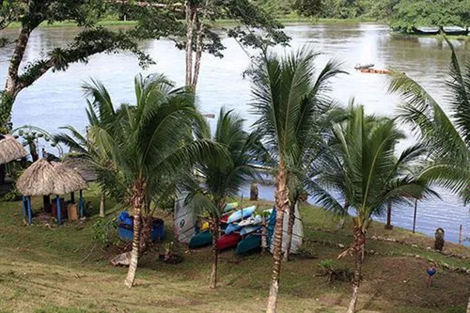 Montecristo River Lodge