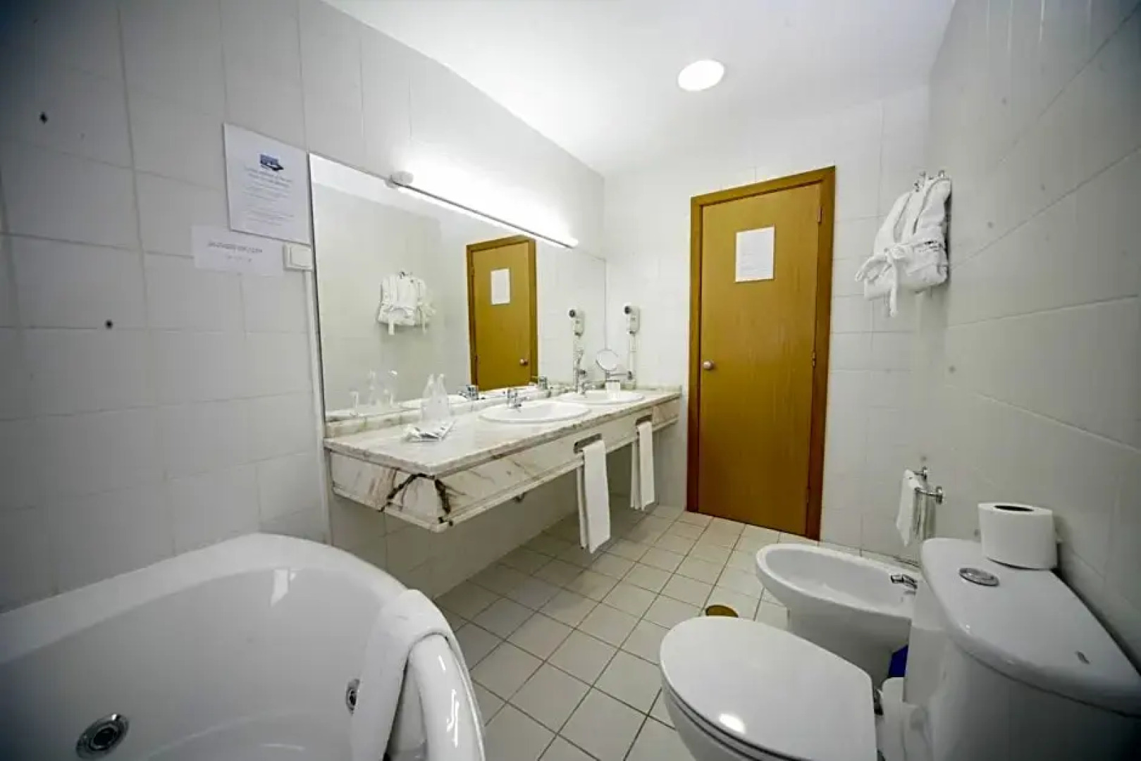 Hotel Feira Pedra Bela