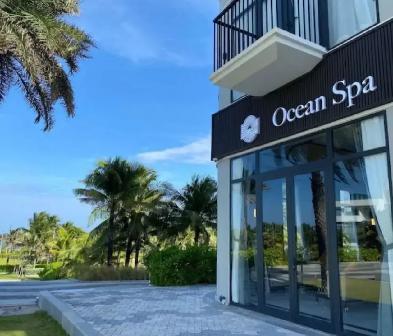 The Sea View Cam Ranh