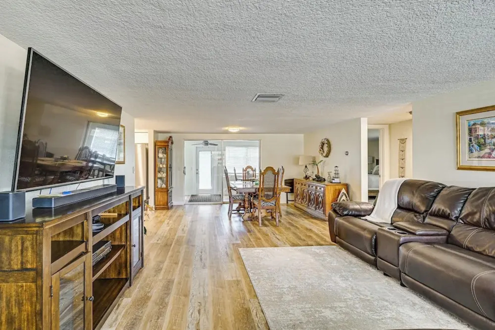 Swim, Fish & Relax: Port Richey Gem w/ Yard!