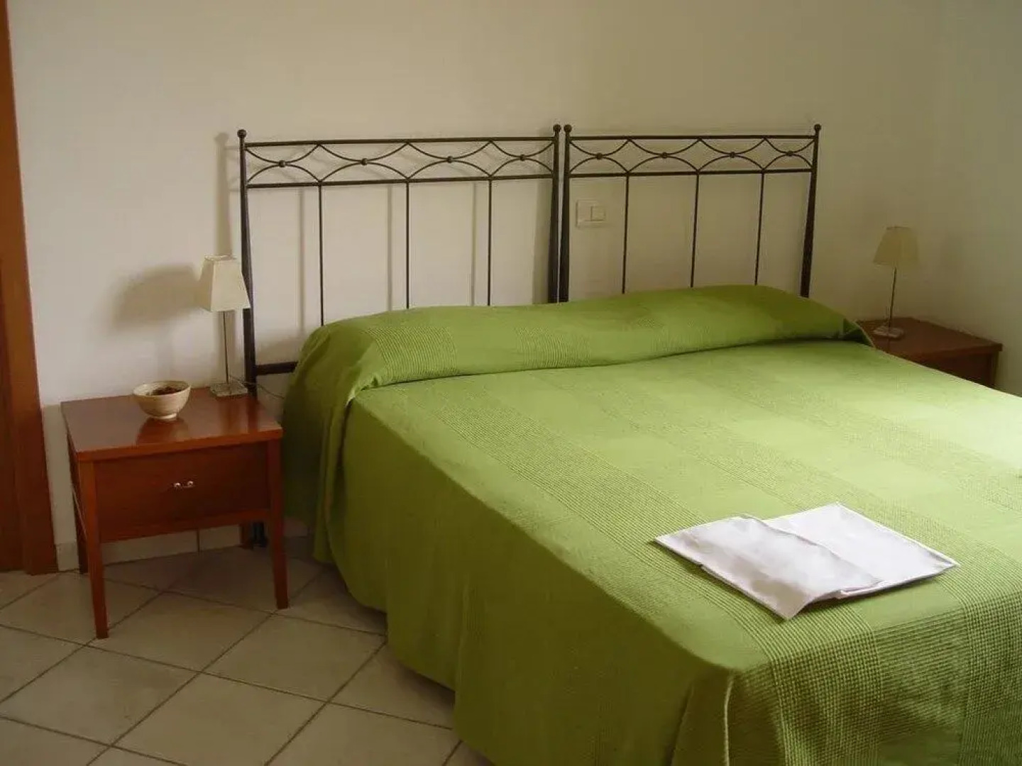 Guesthouse Il ritrovo di Parmenide - Elea Congressi Scarl