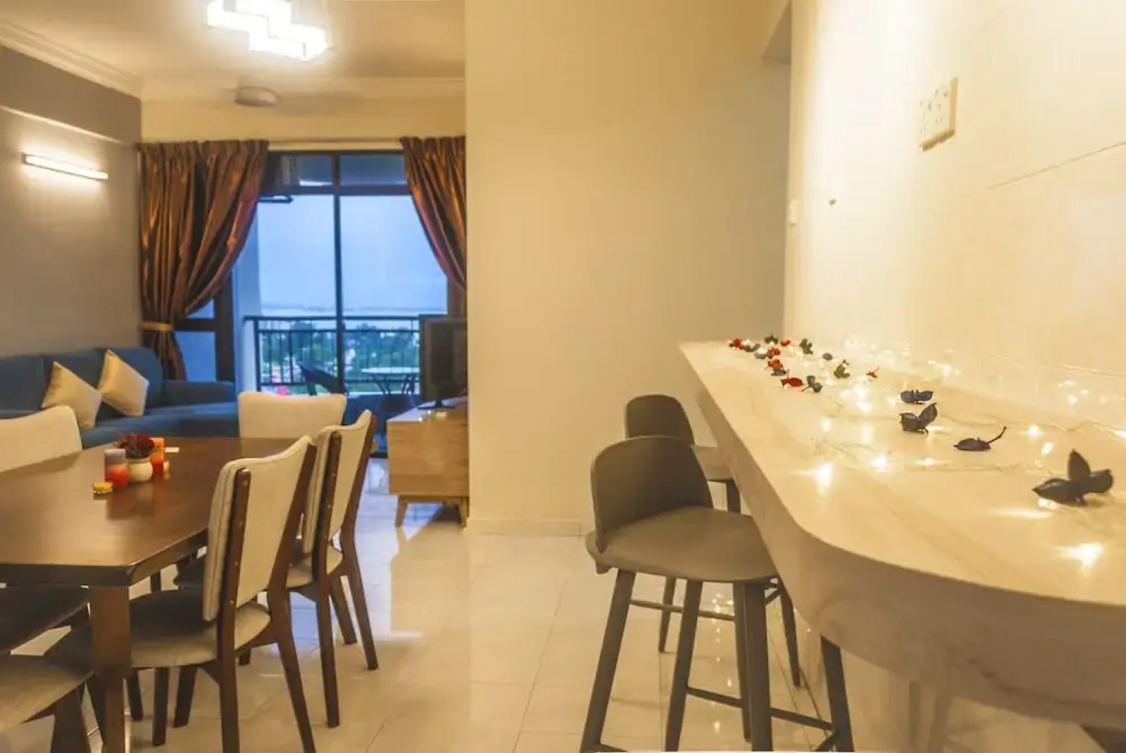 Panoramic 180 Cozy Suite by D Imperio Homestay