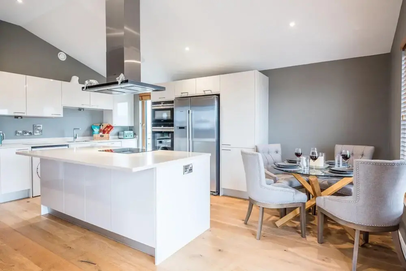 Woodbridge Penthouse