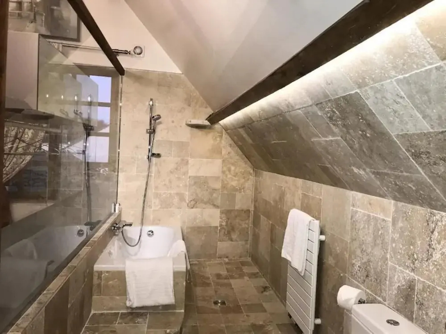 Besharat Gallery & Museum