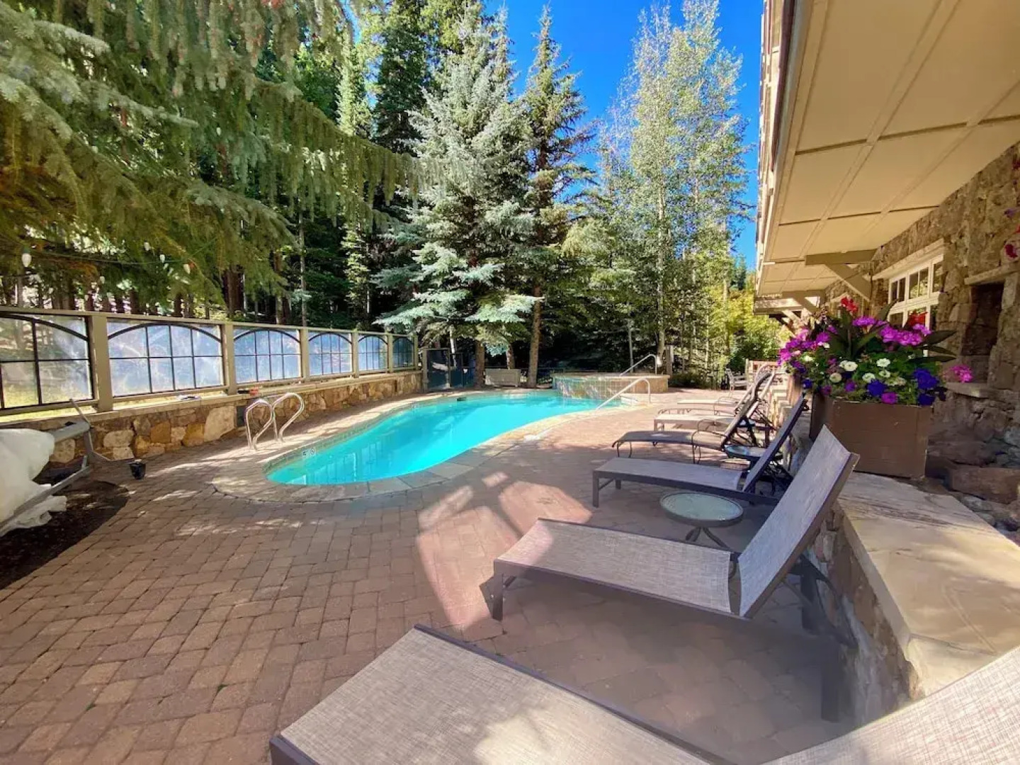 Lone Eagle 3001 by SummitCove Vacation Lodging