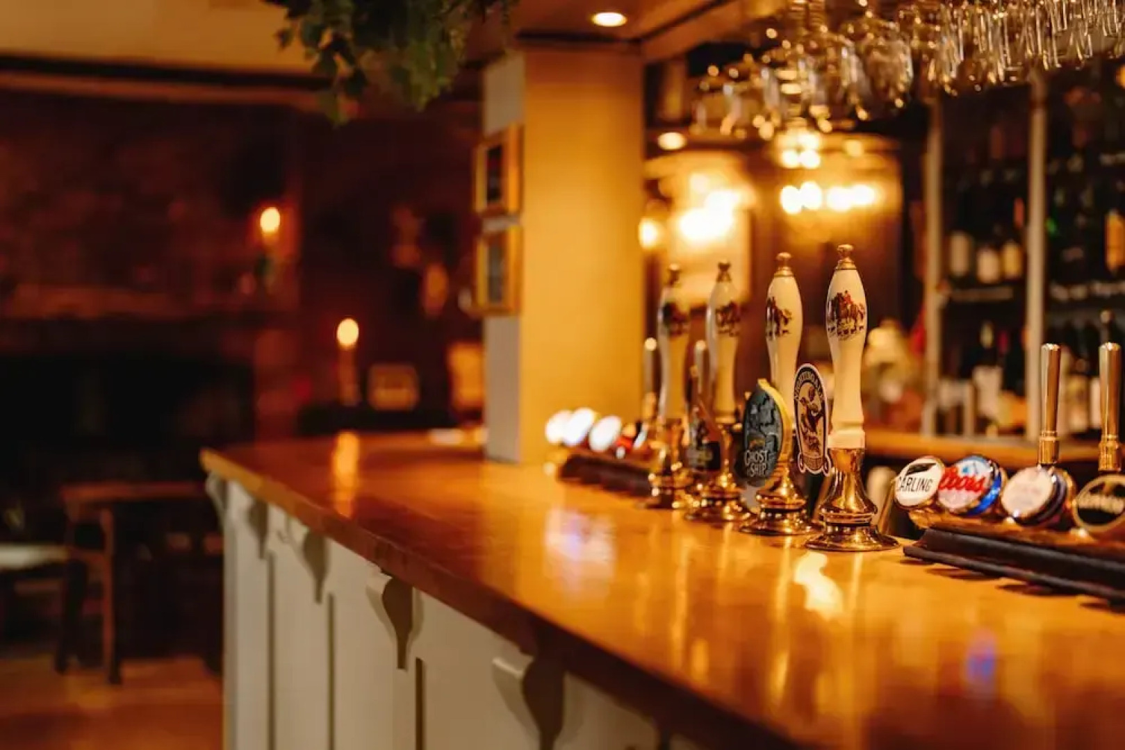 Wheatacre White Lion