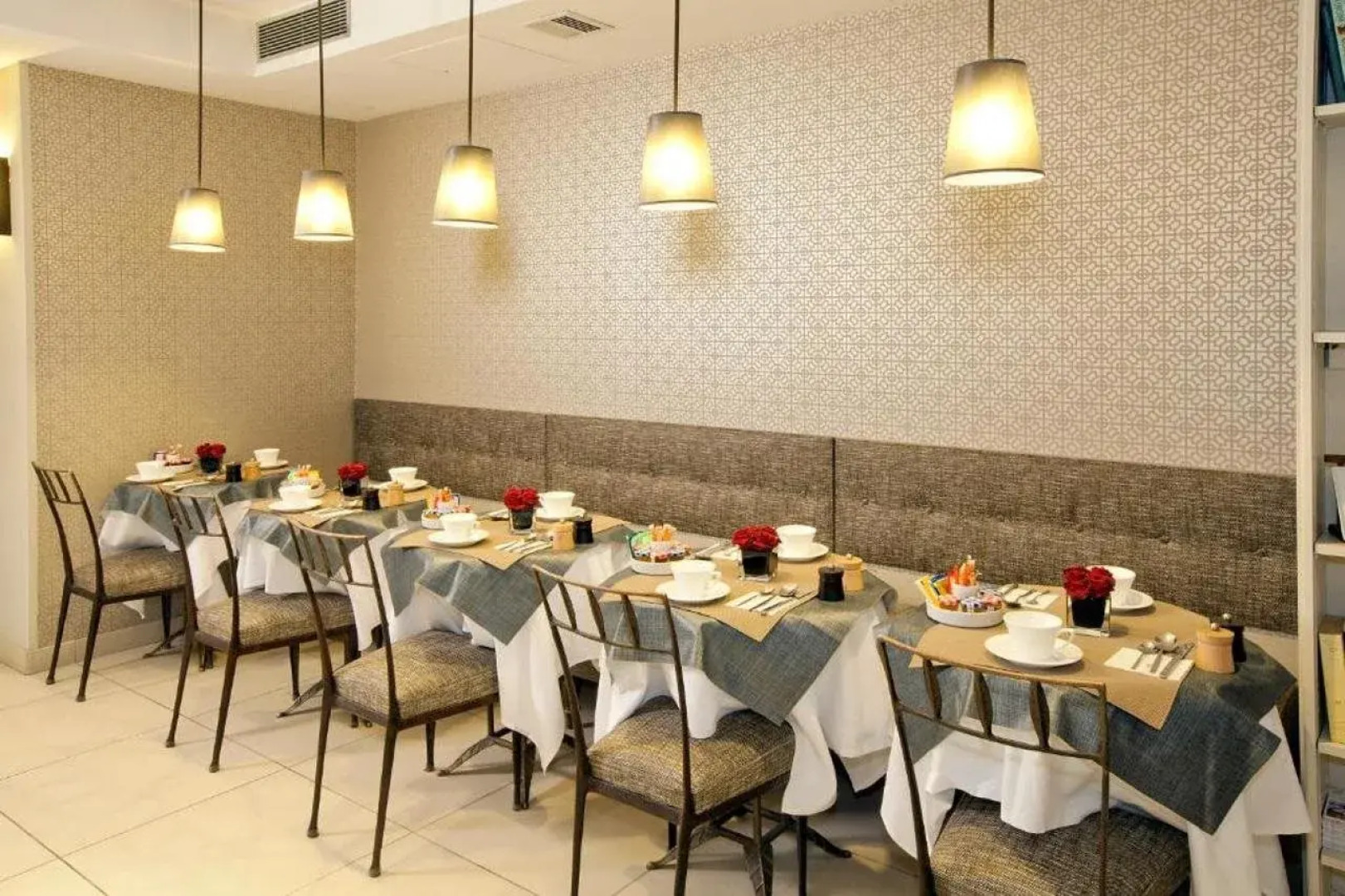 Hôtel Paris Louvre Opéra