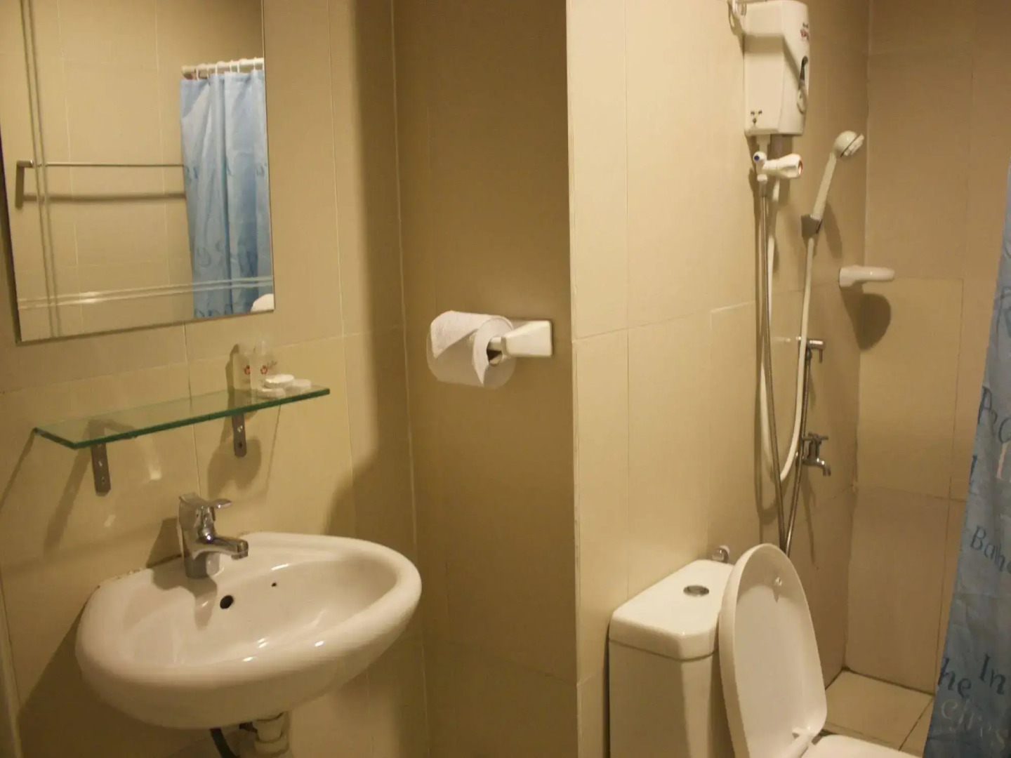 1 Borneo Tower B Service Apartment