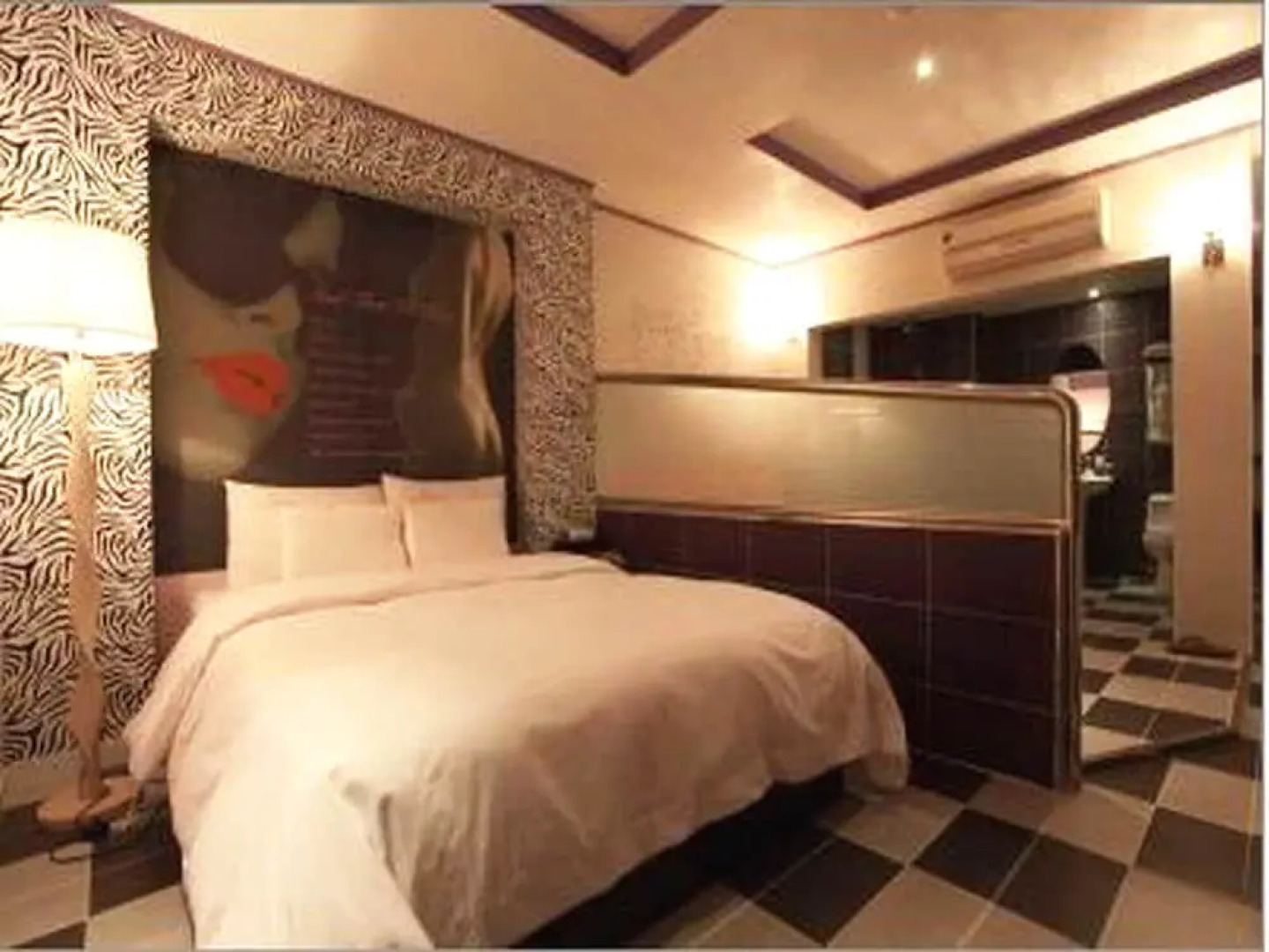 Hotel Cellosharp