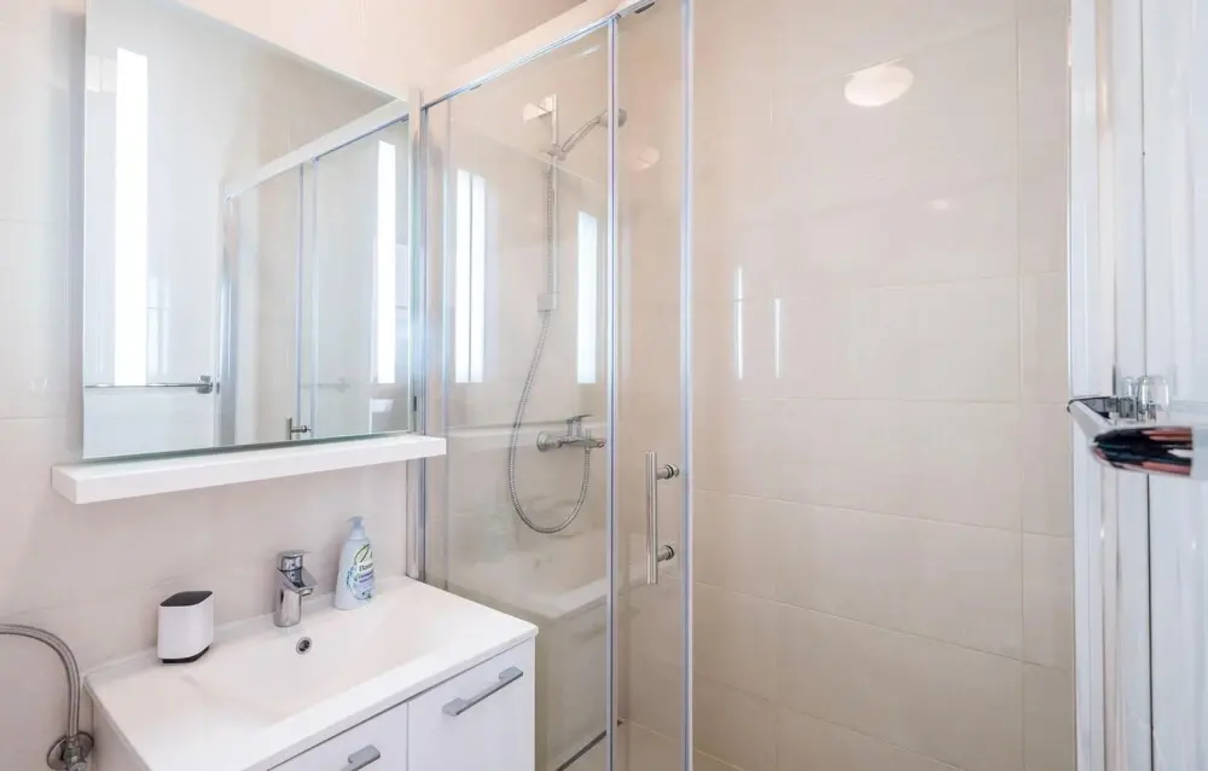 Stunning Home in Sipanska Luka With 6 Bedrooms, Wifi and Outdoor Swimming Pool