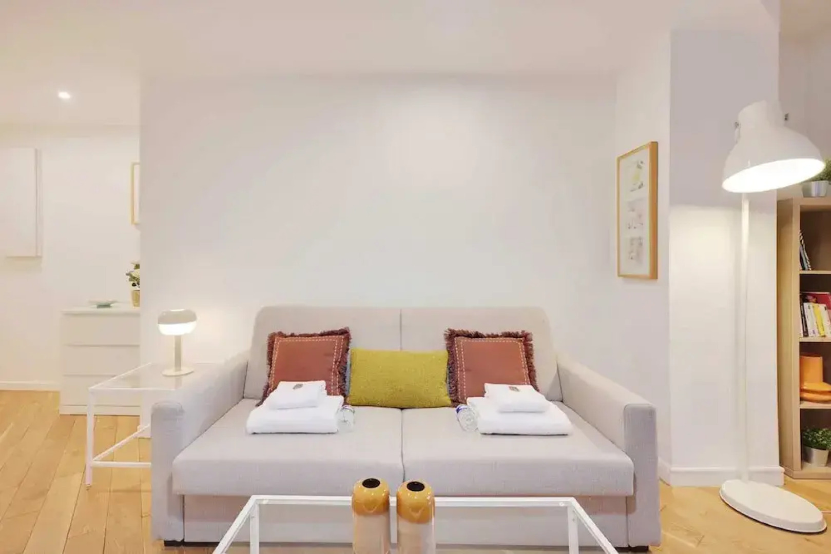 Bright, Modern Studio for 2P - La Defense