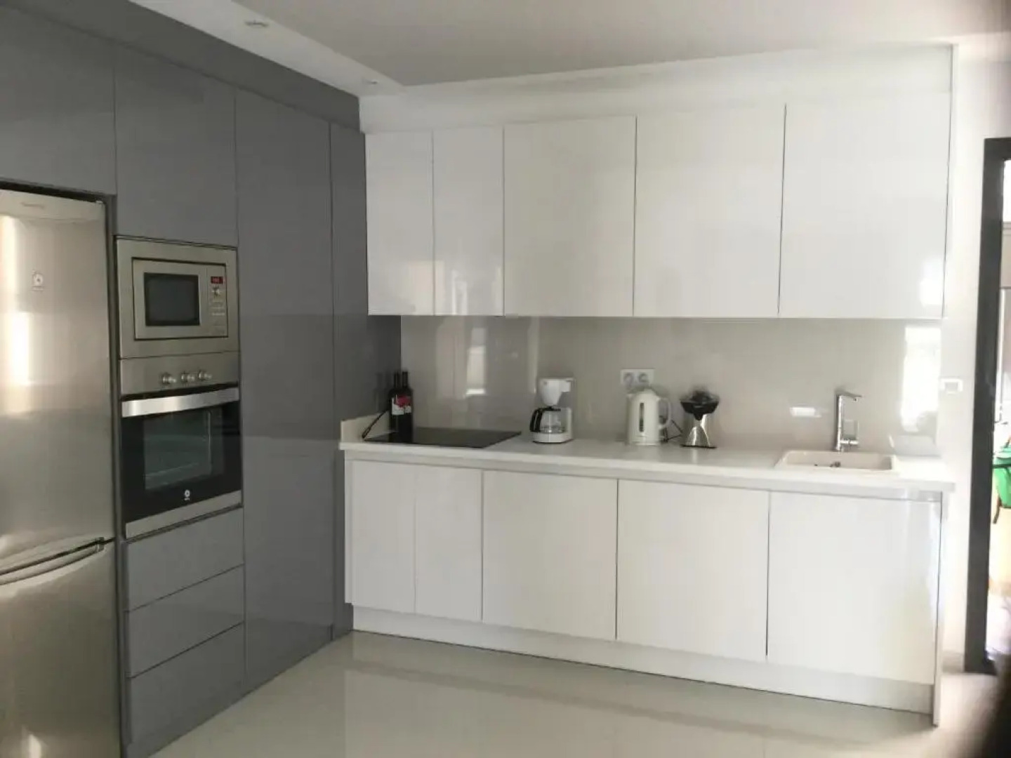 Playa Elisa Bay app 411