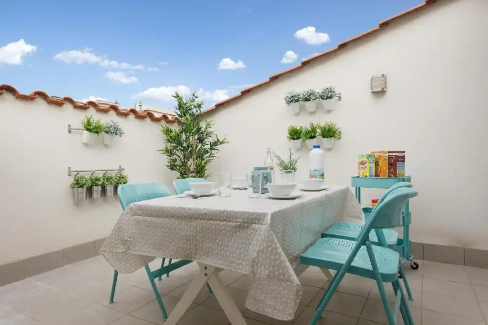 Apartamentos Cornellalux