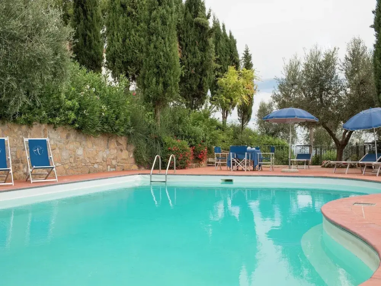 Beautiful Farmhouse in San Vivaldo with Swimming Pool