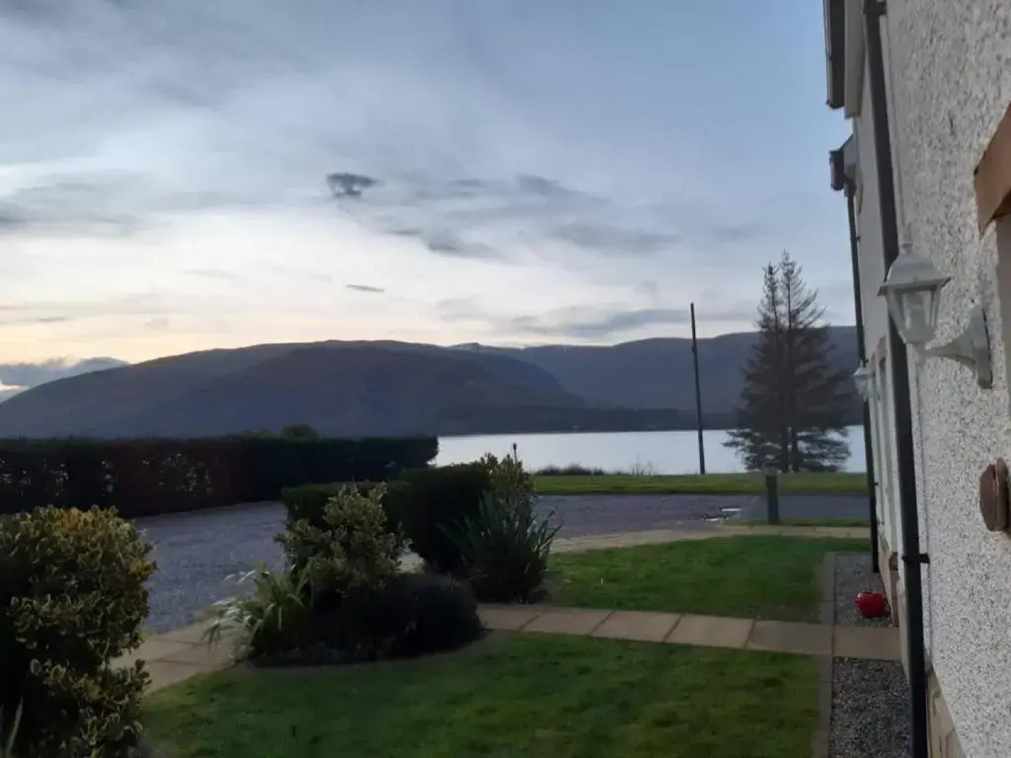 Conaglen, 2 Bedroom Lochside Flat