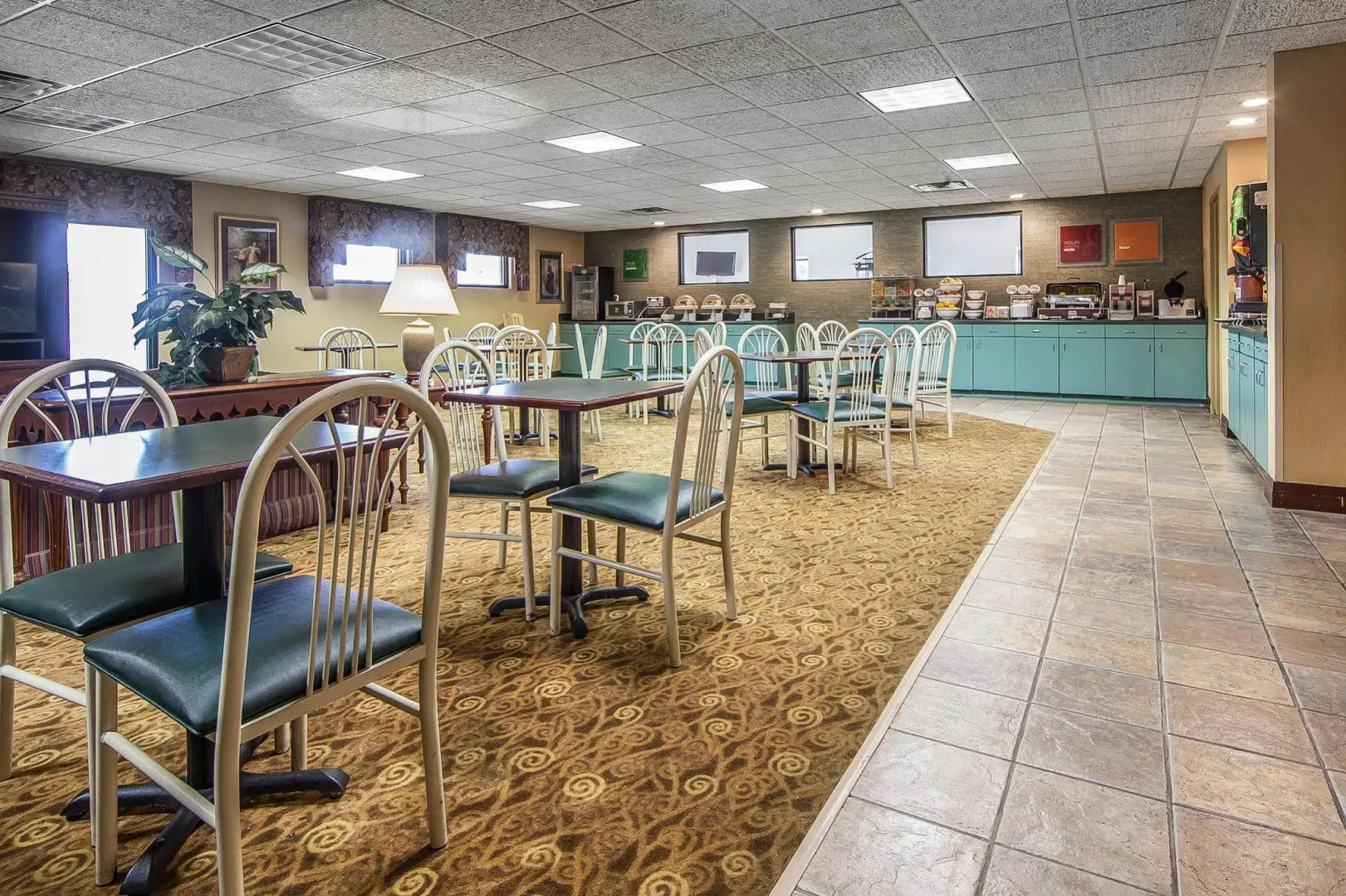 Comfort Suites Knoxville Airport