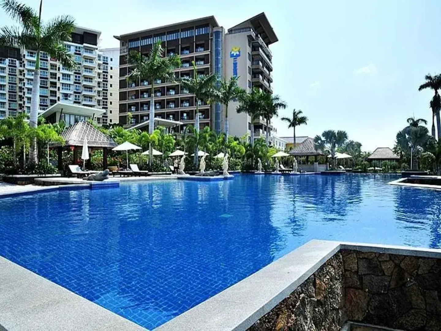Отель Sanya Marina Spa
