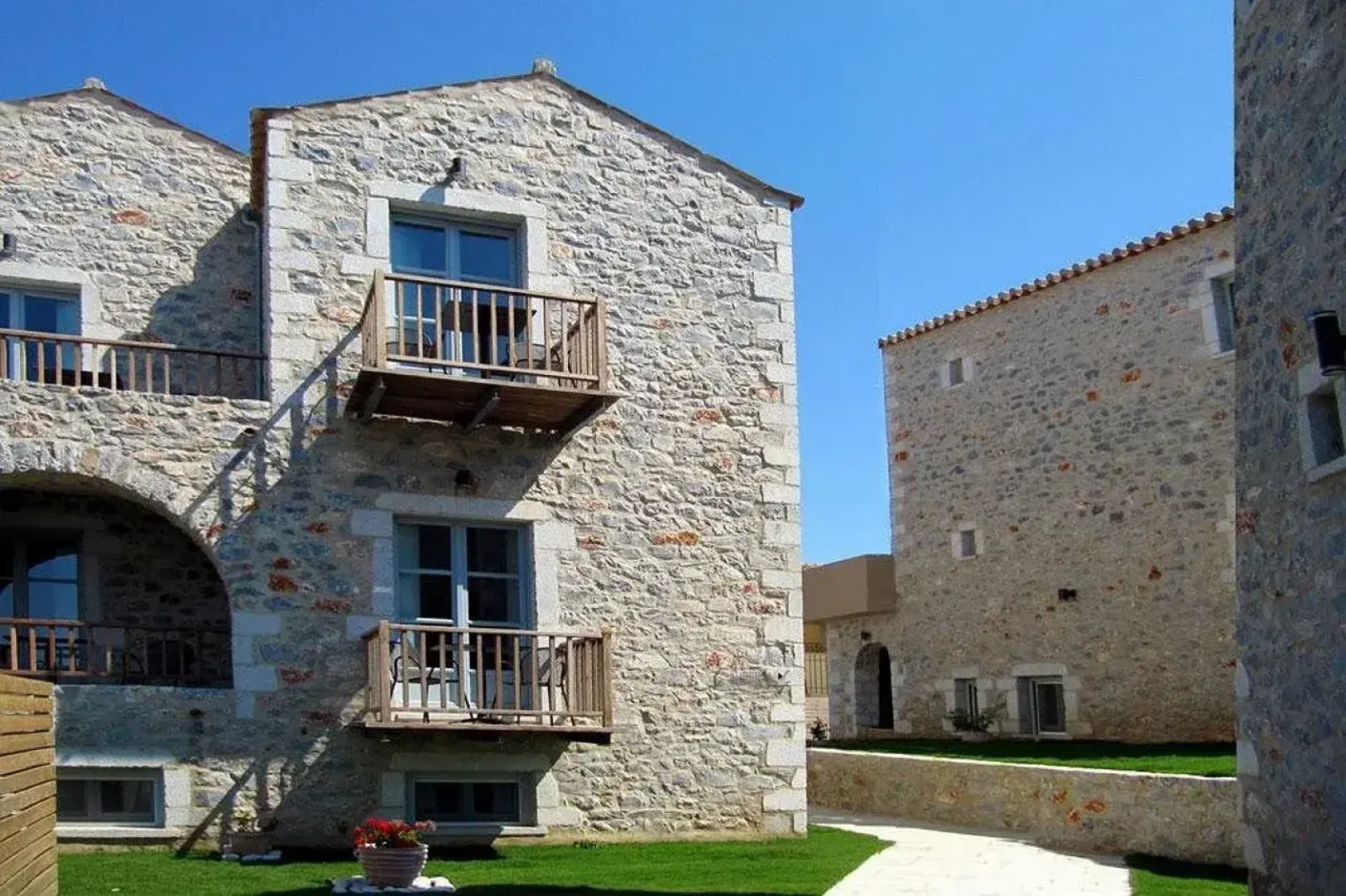 Thirides Beach Resort