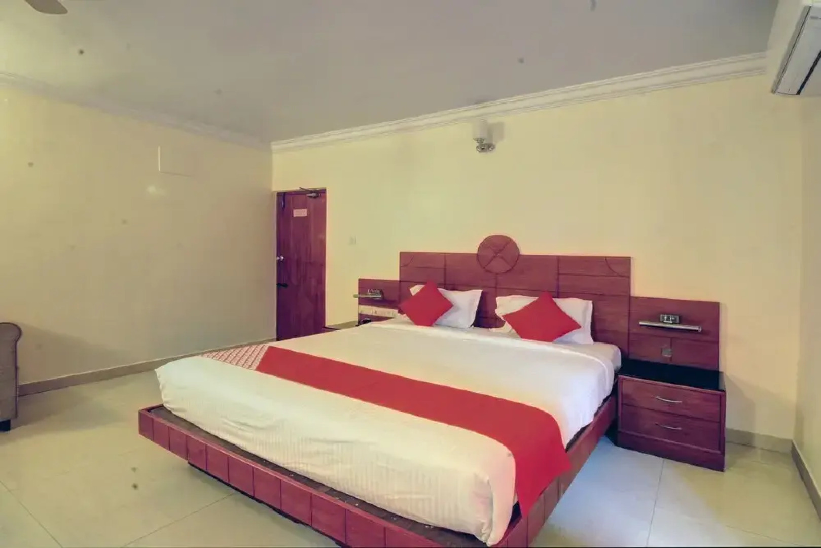 OYO 29639 Suvarna Resorts