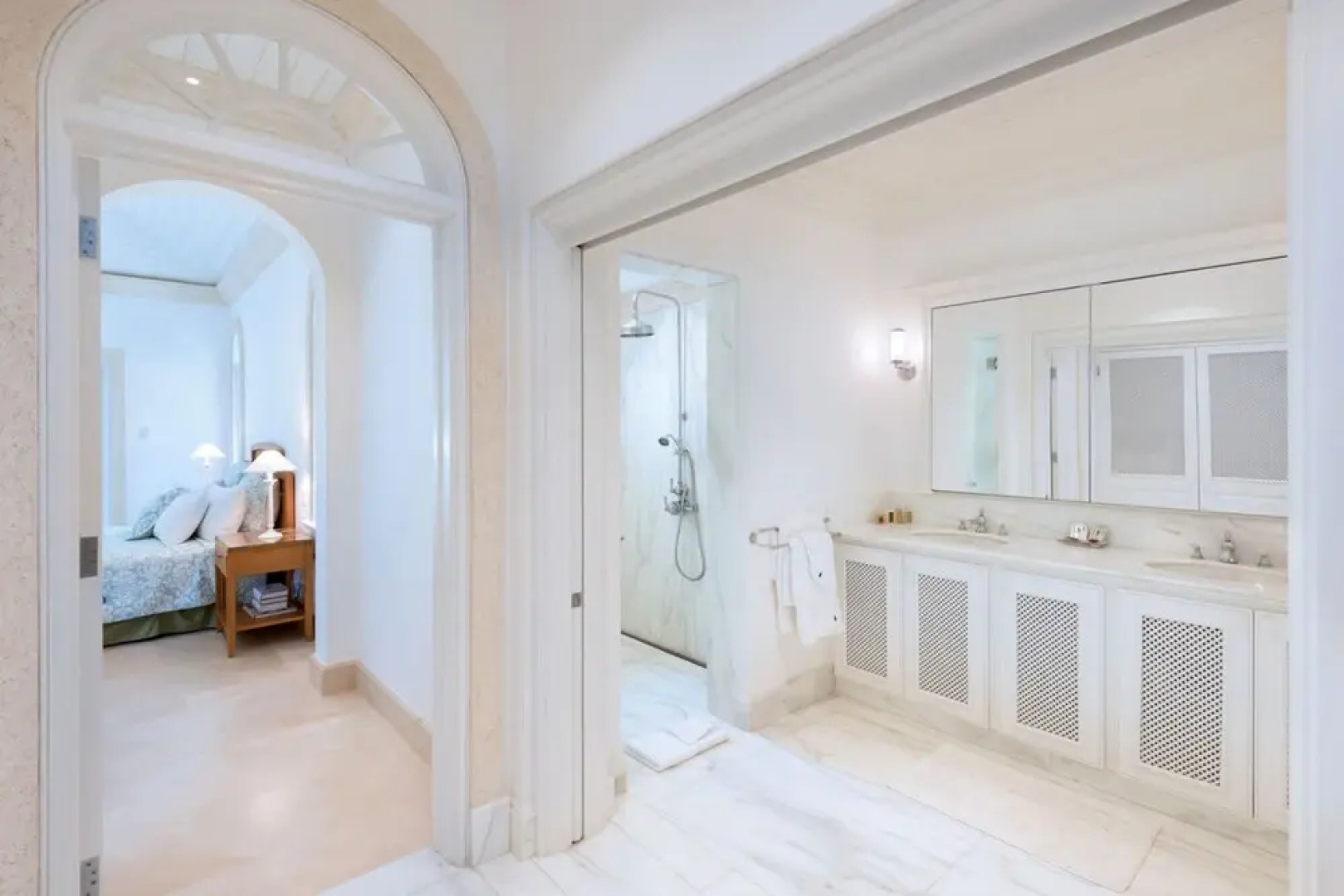 Hemingway House by Blue Sky Luxury