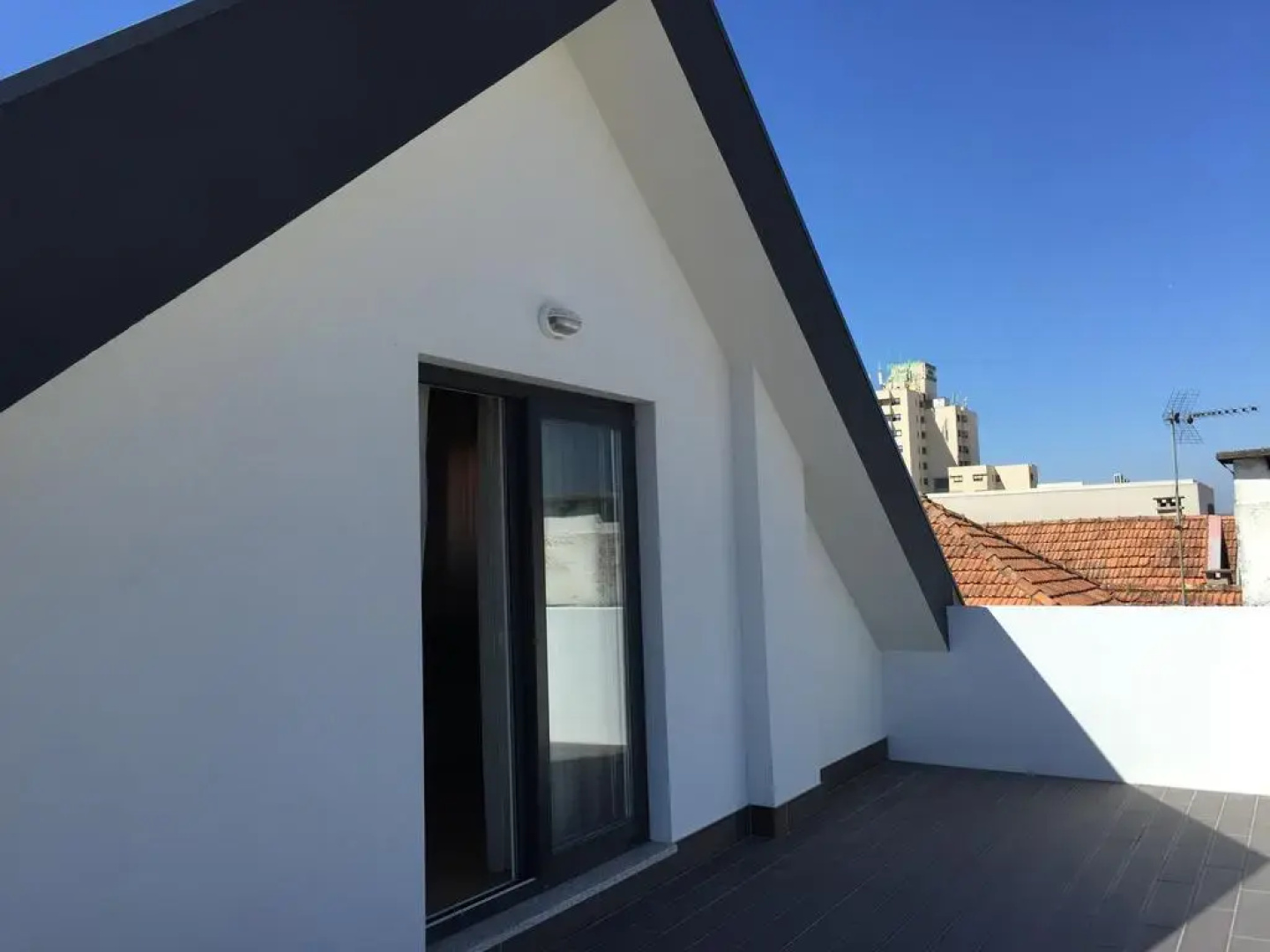 Pedregal Apartments