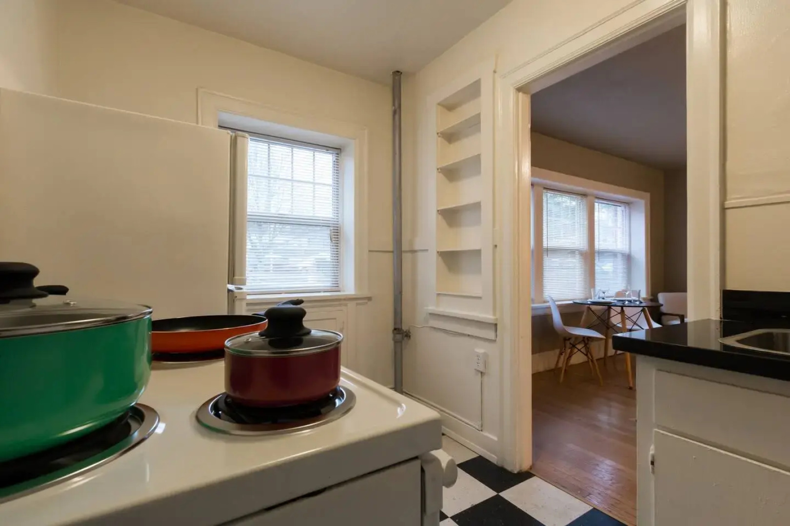 Condo in Historic Building - Long Term Stays Welcome!