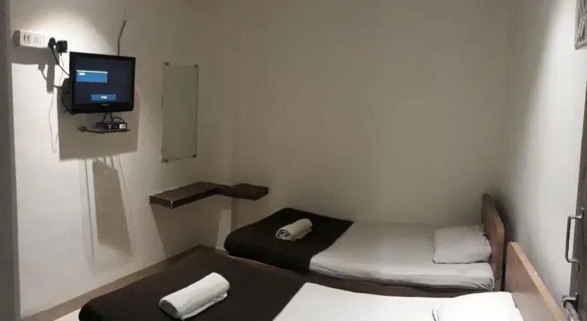 Hotel Ashirwad Lodge