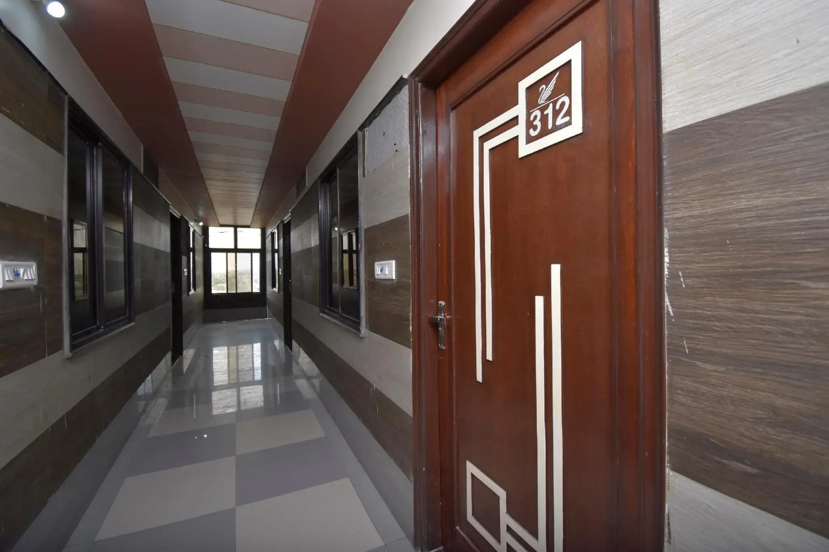 OYO 40860 Hotel Ramaa Inn