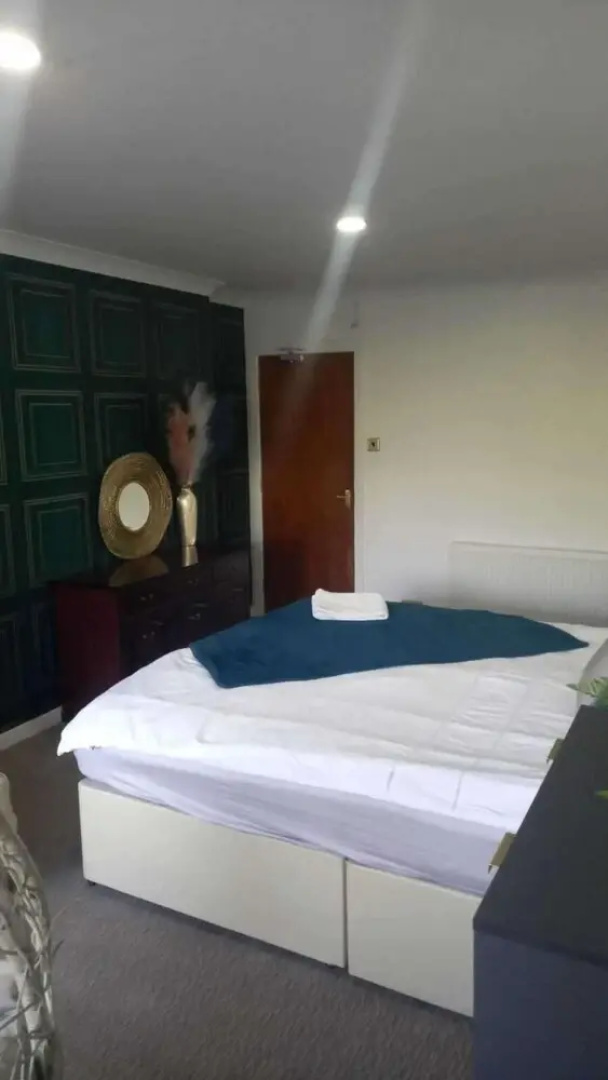 Gourock Blissful Apartment With 3 Bedrooms
