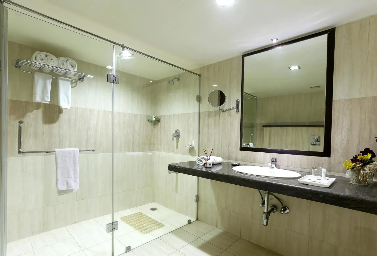 Best Western Ramachandra