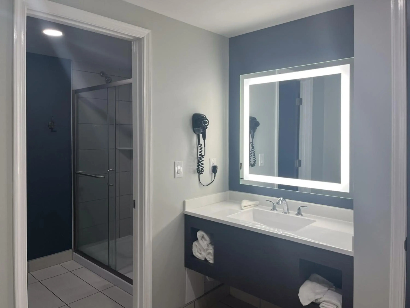 Motel 6 Norfolk, VA – East Little Creek