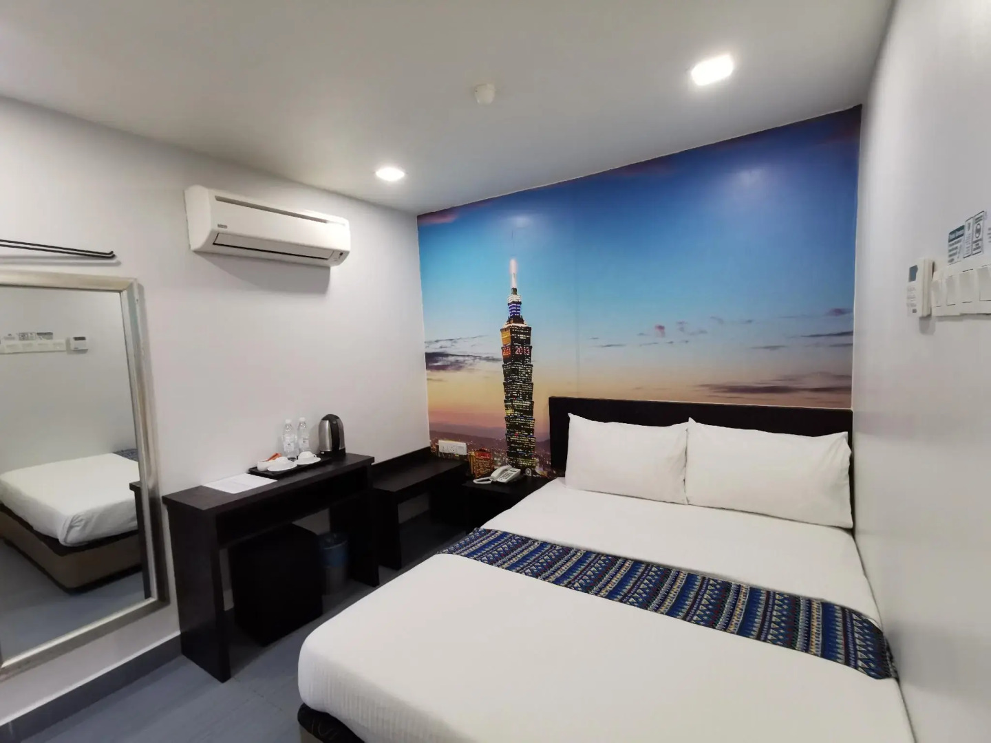 Best View Hotel Taipan