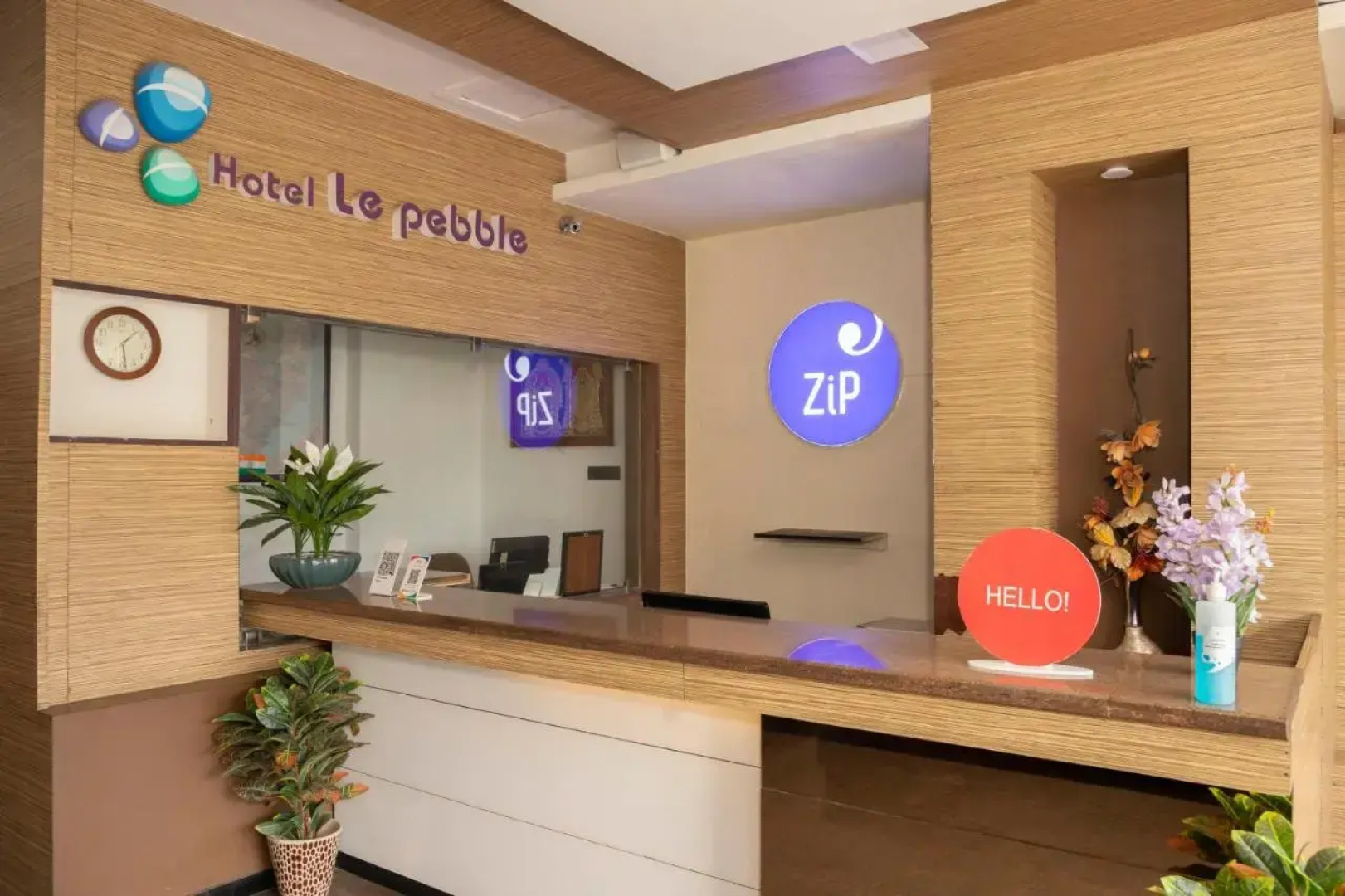 Vits By Spree Hotels Le Pebble