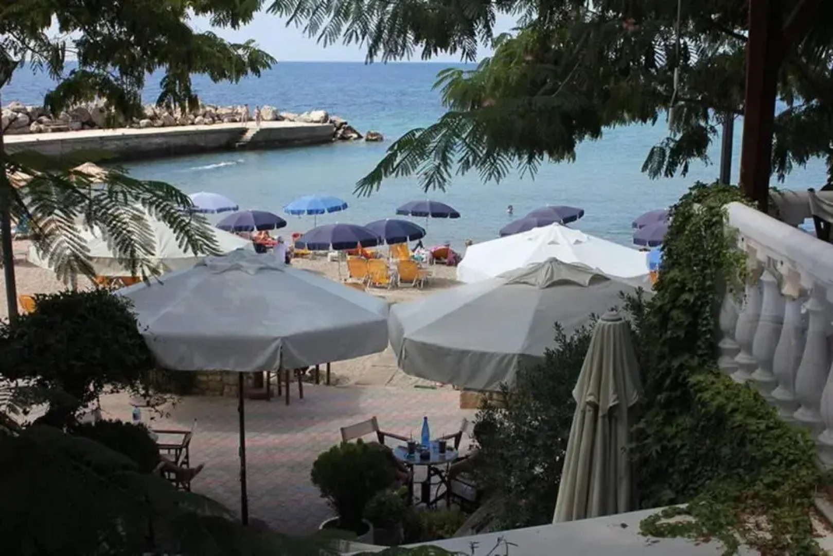 35 m from the beach, amazing seaview, Chalkidiki, Loutra Agias Paraskevis , Evdiriadis Luxury Apartment , you can see it on youtube if you type the name Evdiriadis