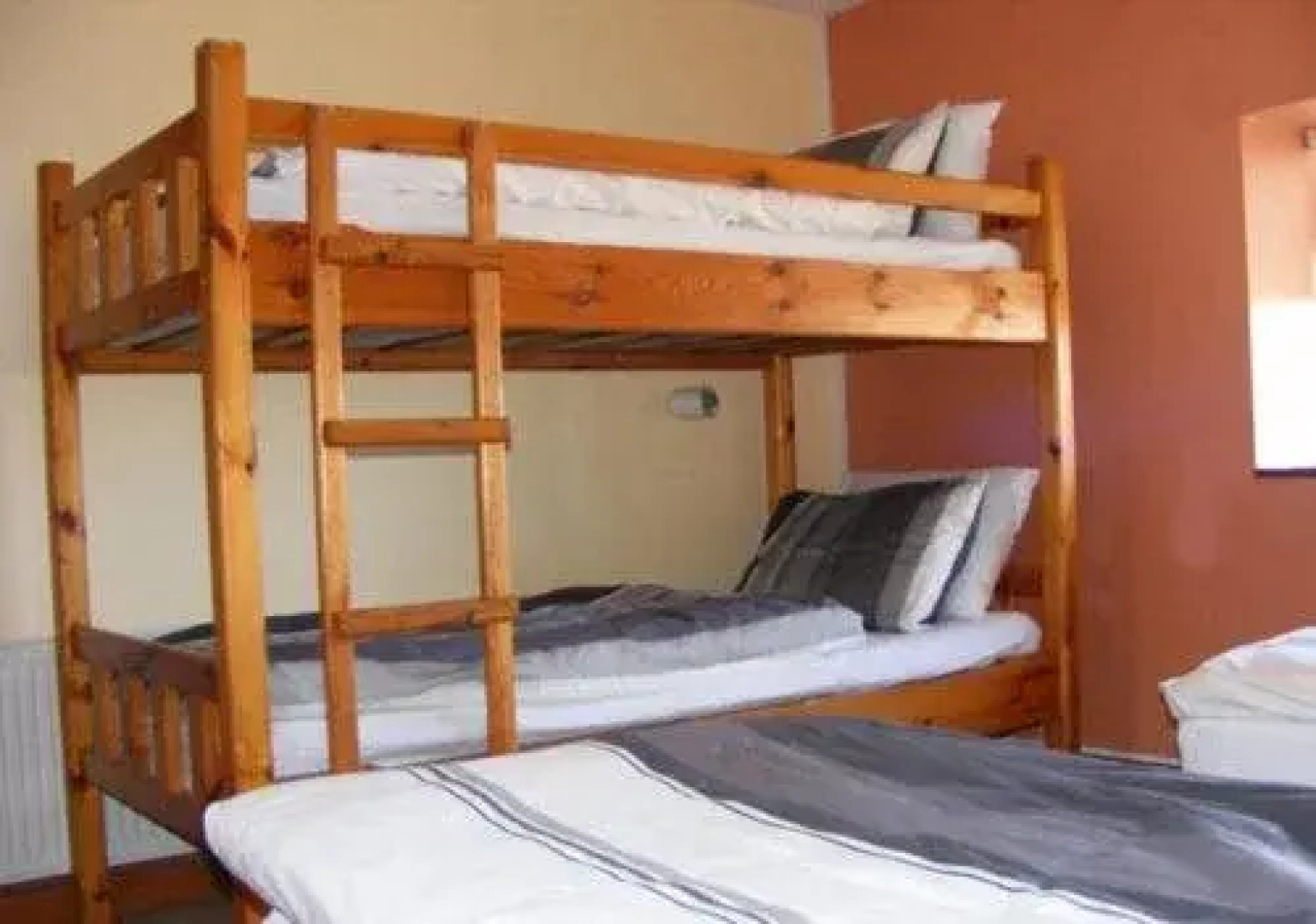 Harbour House Hostel