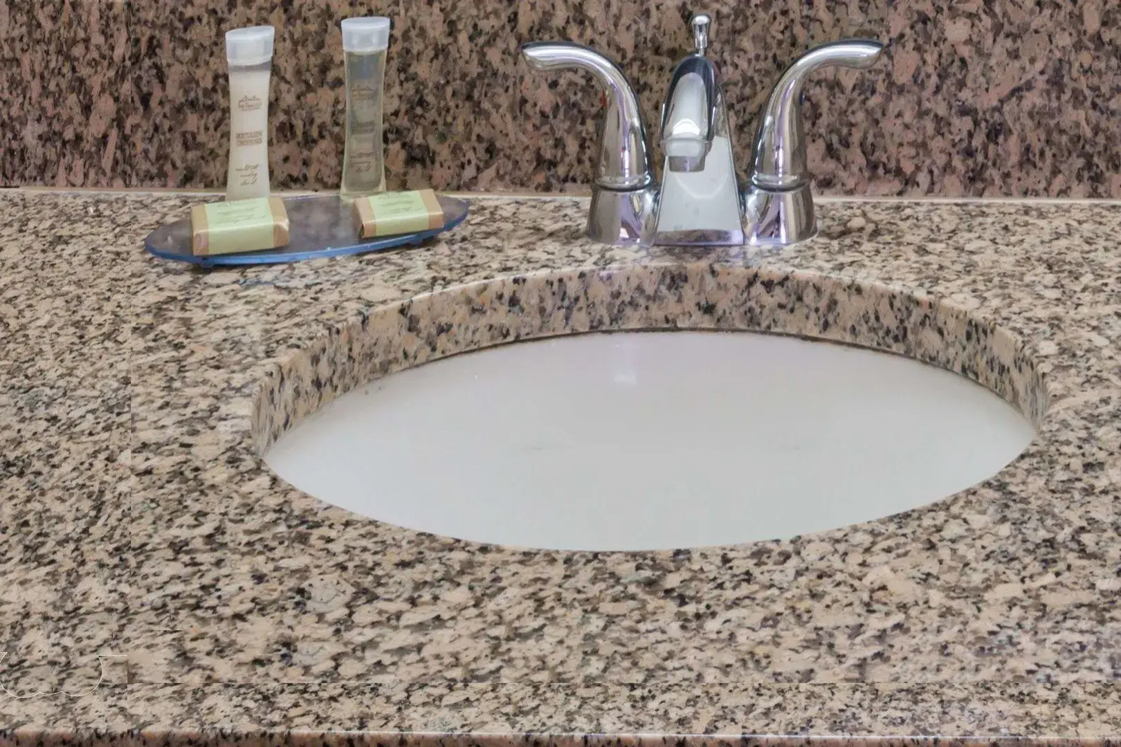 Red Roof Inn Savannah - Richmond Hill/ I-95