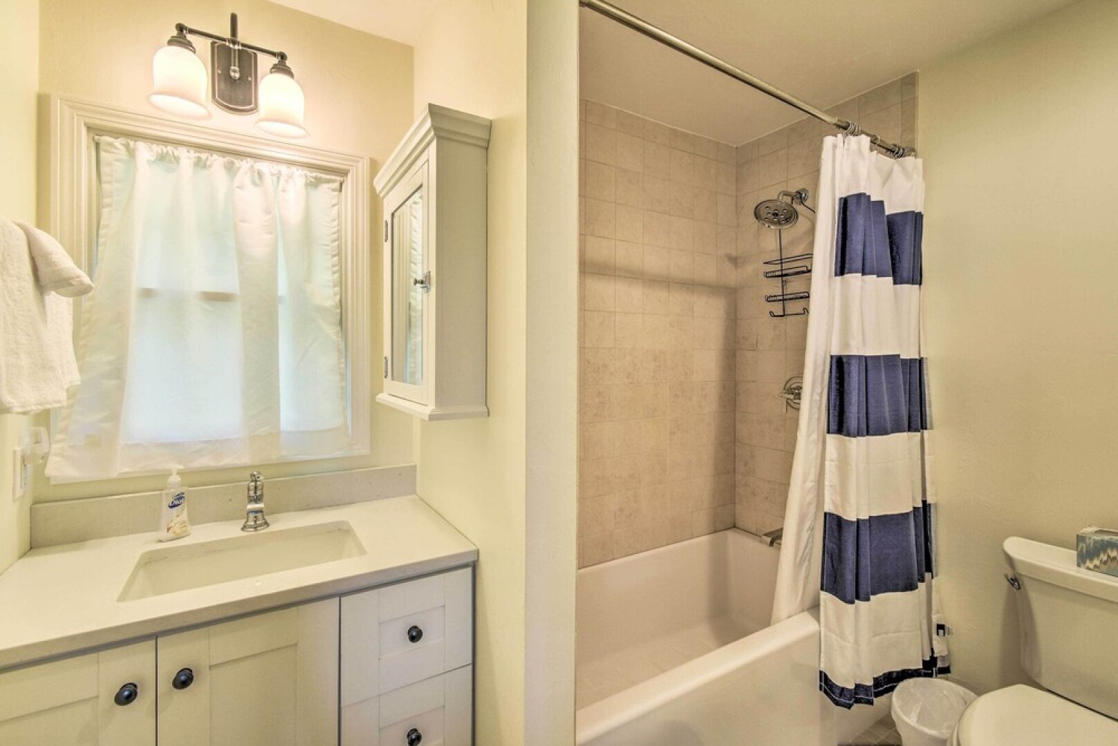 Ephraim Home w/ Yard - Walk to Lake Michigan!