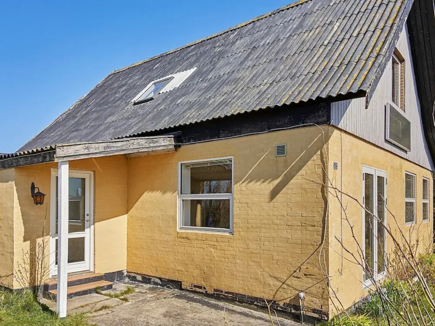 8 Person Holiday Home in Rø Gudhjem