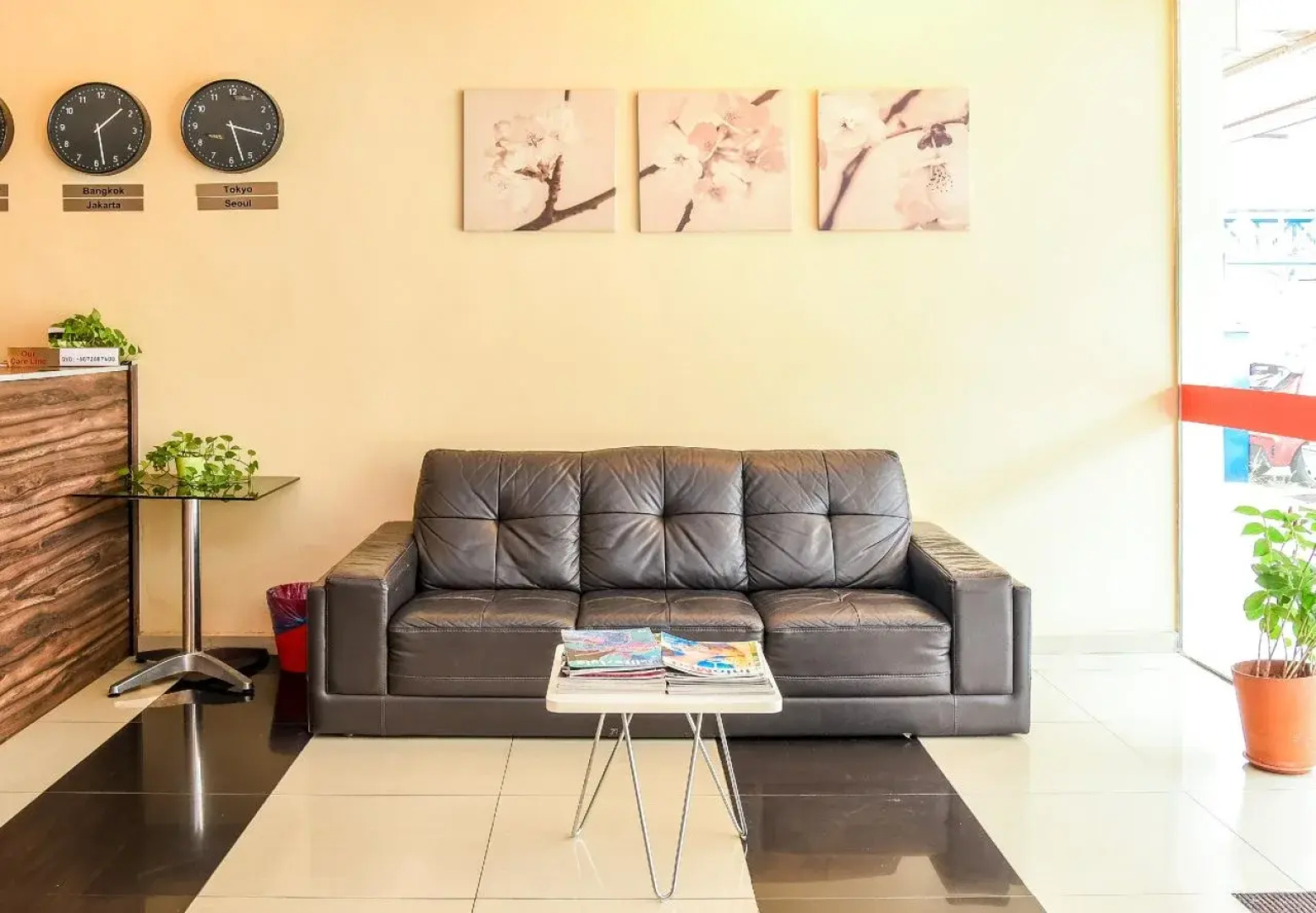 De Jaya Hotel, Pelangi Damansara